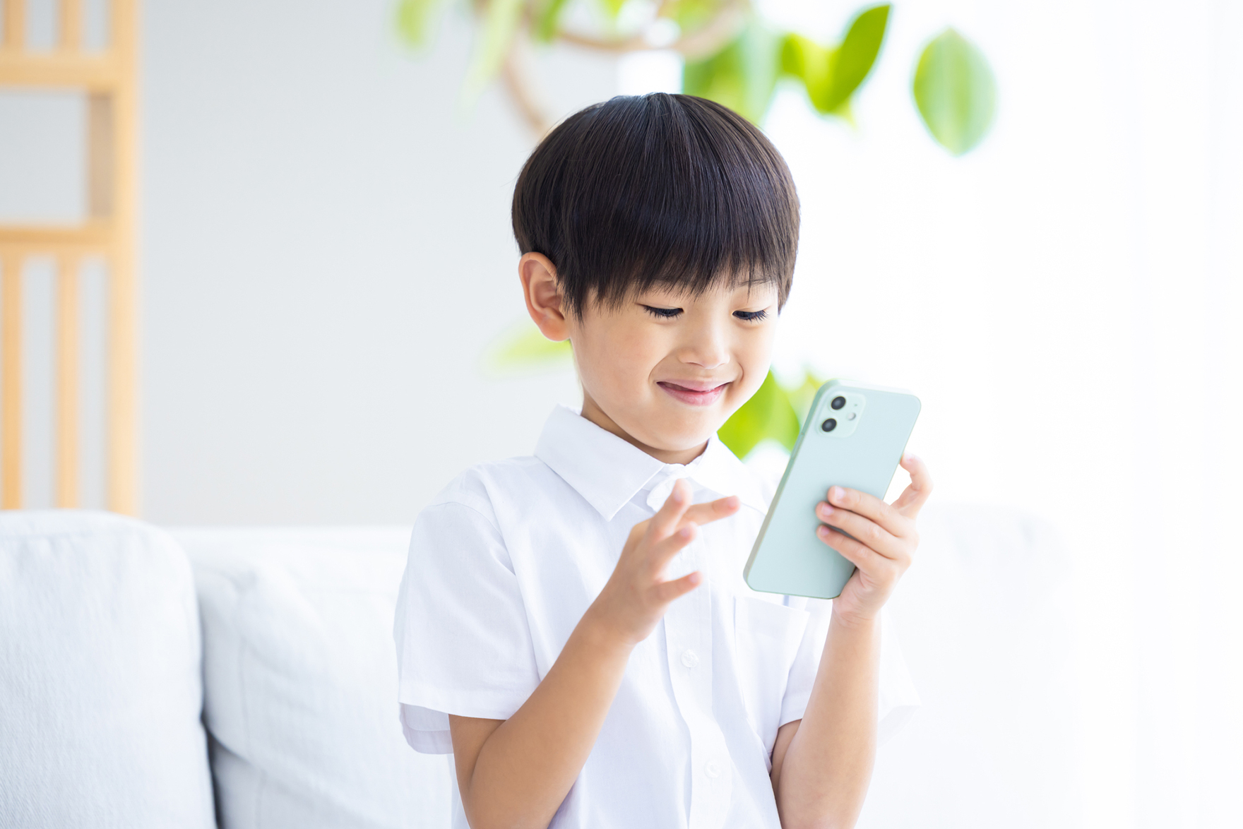 1.子どものスマホデビューとともに増える2つの不安
